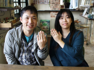 福山市千代田町の志田様ご夫妻(マリッジリングをご購入)