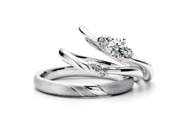 
小さな羽モチーフの指輪言葉があるエルドーセレクトブランドアフラックス／AFFLUX『ふわり／温もり』