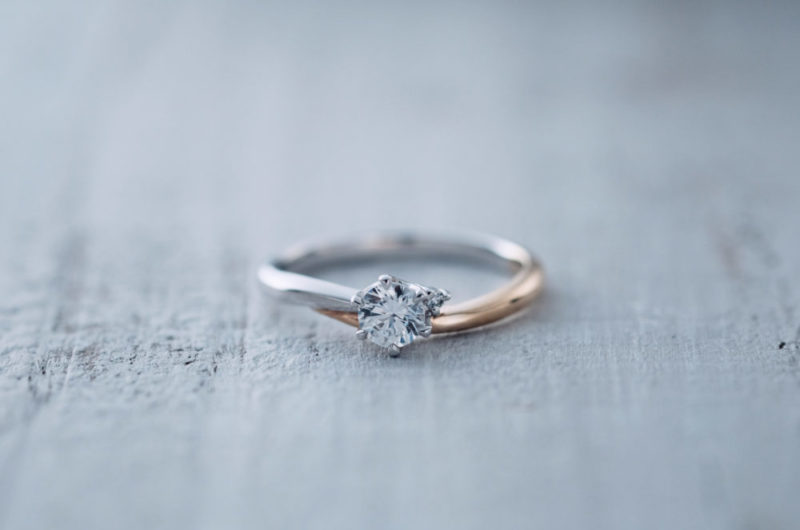 
Ｓラインでコンビのシンプルエンゲージのエドーオリジナルブランド『メリア／melia』