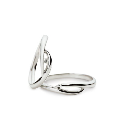 
波モチーフの指輪言葉のあるエルドーセレクトブランドアフラックス／AFFLUX『サーフ／想いつづける』