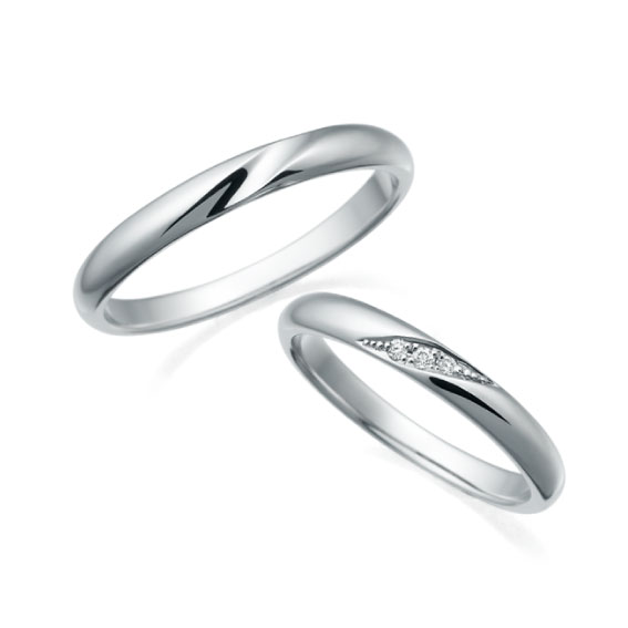 
シンプルな甲丸リングのエルドーセレクトブランドのサムシング・ブルー『ウィル』