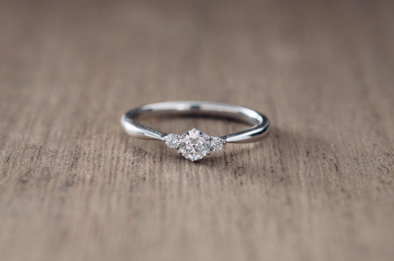 
ストレートで定番のデザインのエルドーオリジナルブランド『エルドラド／EL dorado』