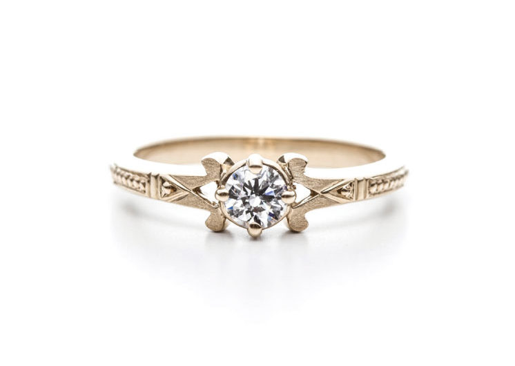 
ステンドグラスをモチーフのエルドーセレクトブランドアフラックス／AFFLUX『ヴィトライユ／光の差す方へ』