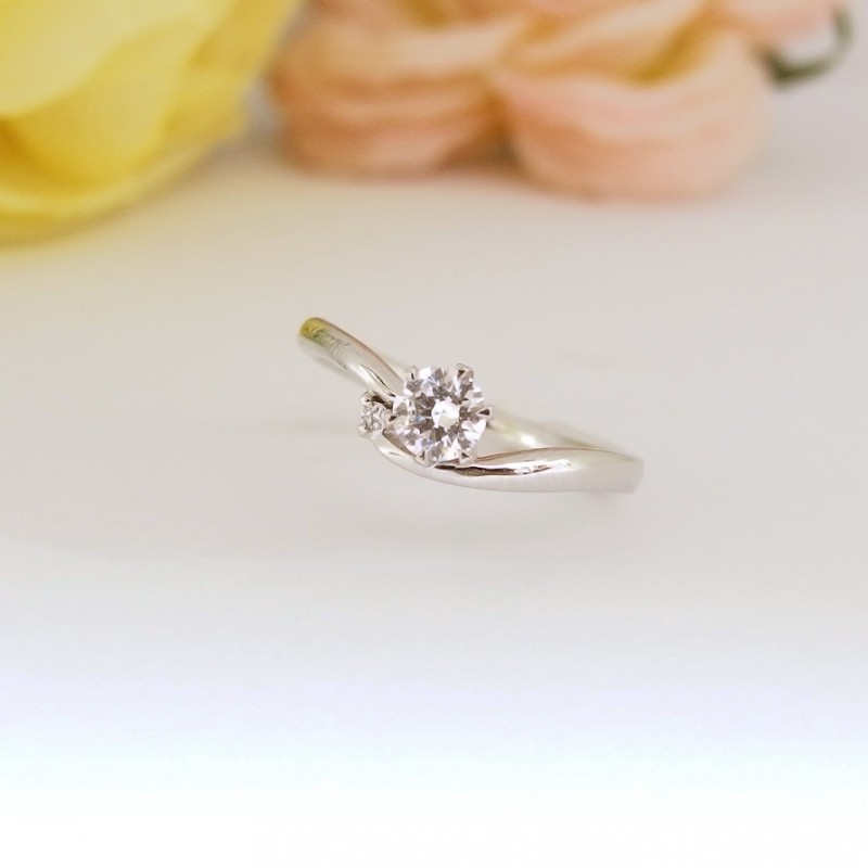 
Vライン・Sライン両方のデザインのエルドーセレクトブランドディアレスト／DEEAREST『リヴァージュ』