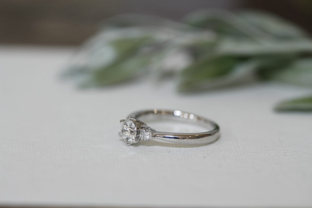 婚約指輪のダイヤを使ってお嬢様の厄年で身につけれるネックレスへと