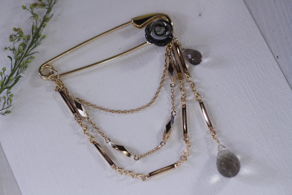 家に眠っていたジュエリーを 娘たちの指輪に