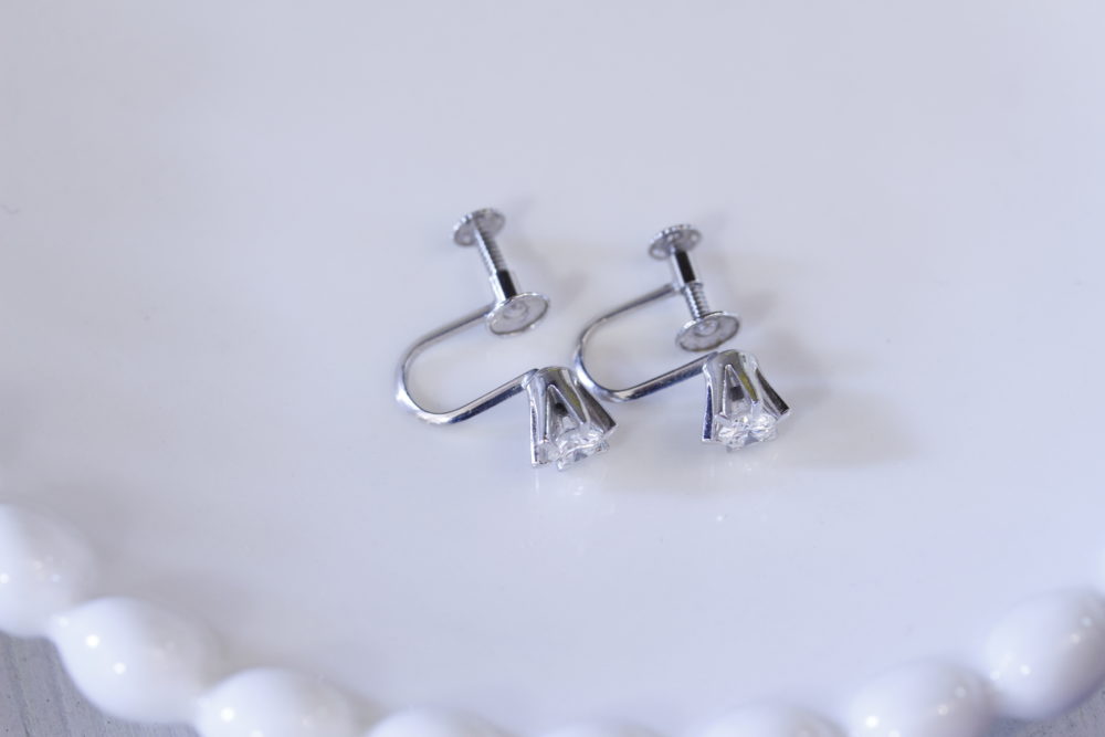 使わないジュエリーを集めて一つの豪華なリングへと