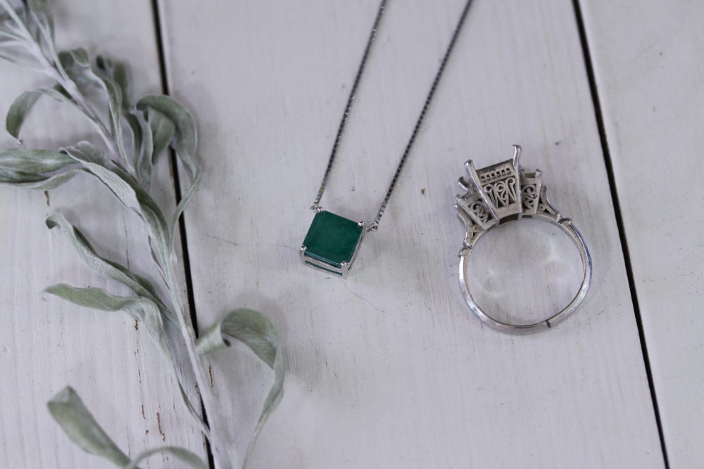 昔のジュエリーを自分と娘用にリフォーム