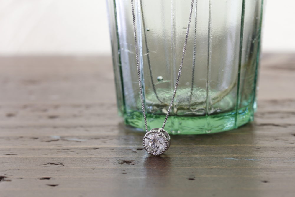 リングからプチネックレスへ