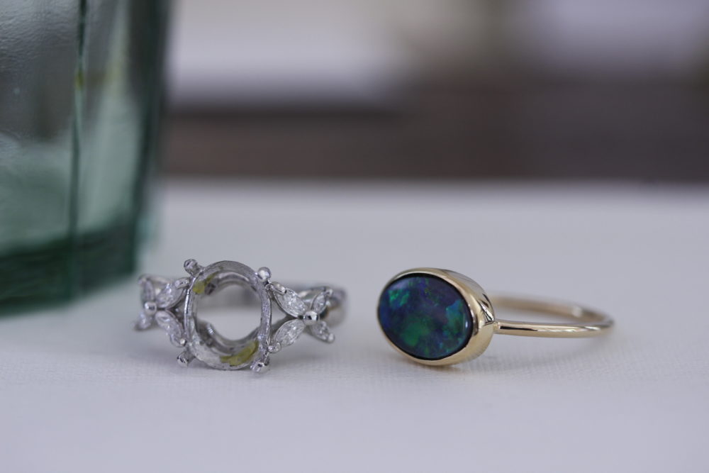 お母様の沢山の宝石を娘さんたちの宝石に