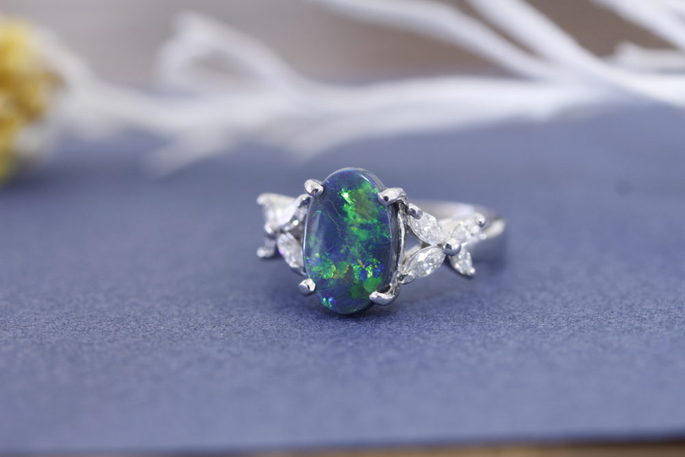 お母様の沢山の宝石を娘さんたちの宝石に