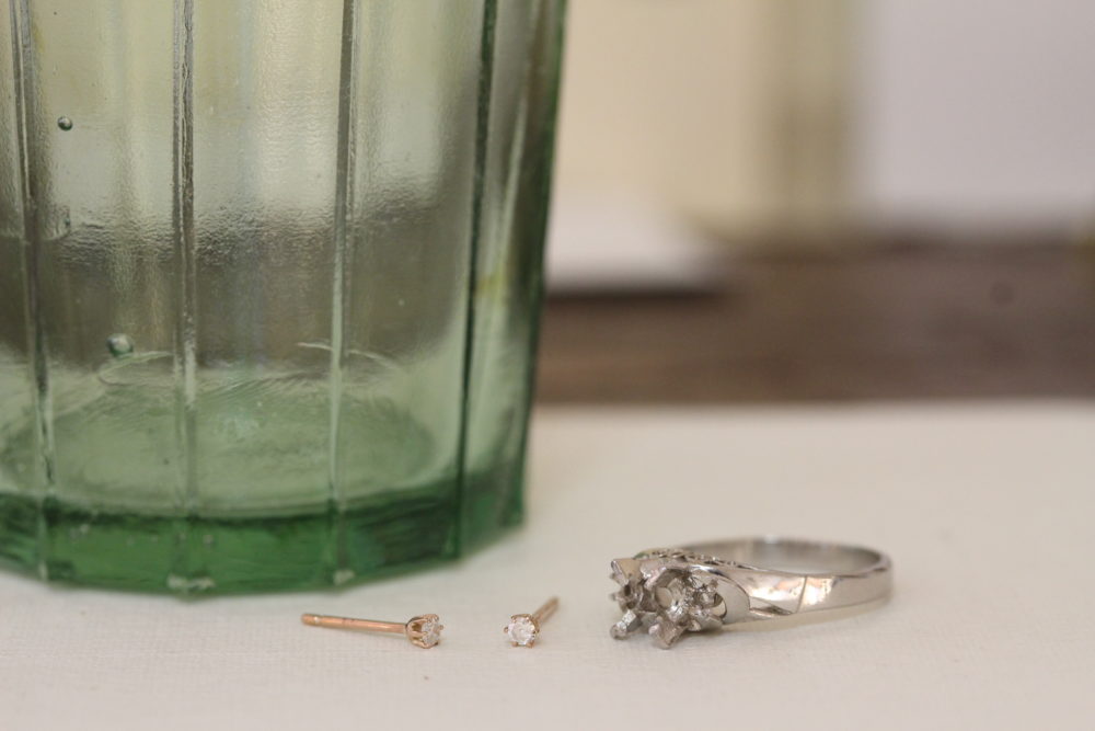 祖母のダイヤの婚約指輪をピアスやネックレスに