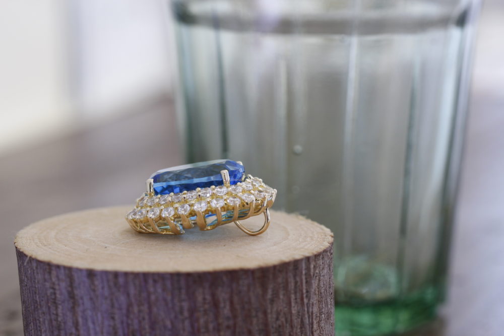 大きなトパーズの指輪のリフォーム