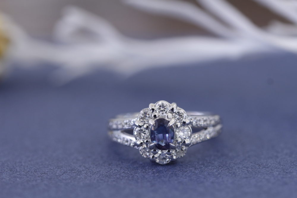 お母様の沢山の宝石を娘さんたちの宝石に