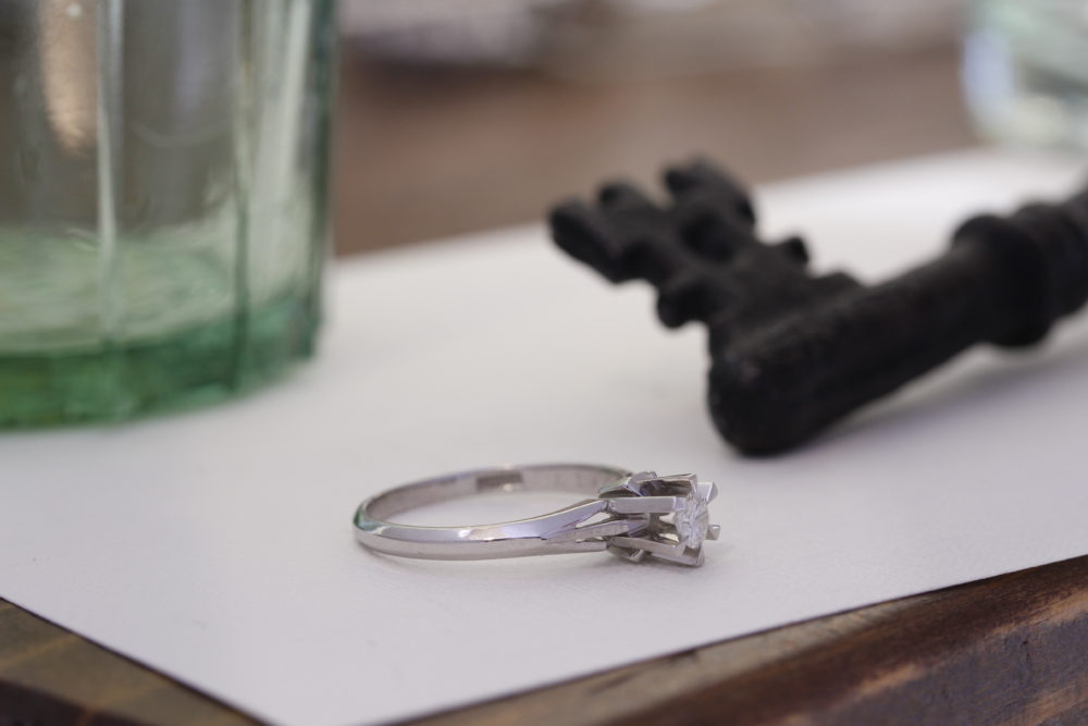 昔購入した指輪のダイヤを使って今風へと