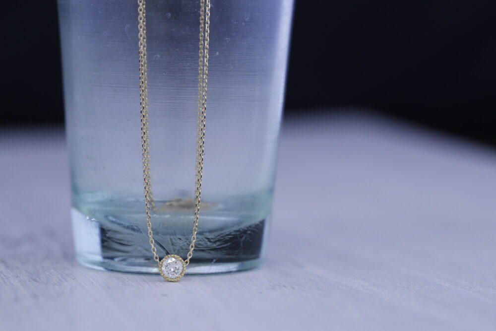 ダイヤのルースと真珠で普段づかいのネックレス