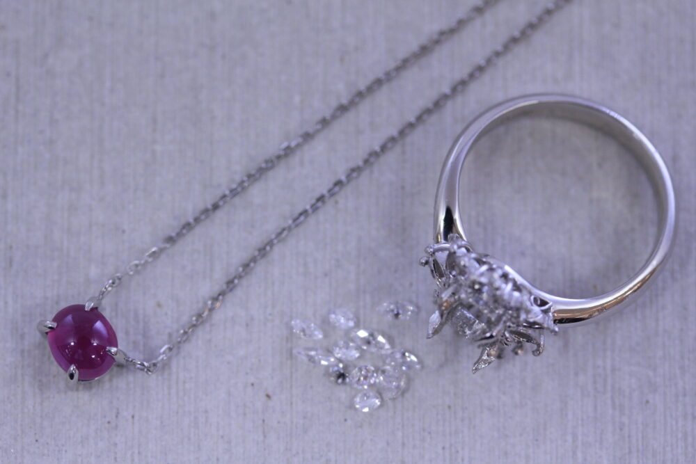 指輪をネックレスへ