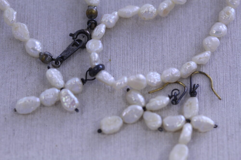 ケシパールのセットを1本のロングネックレスへ