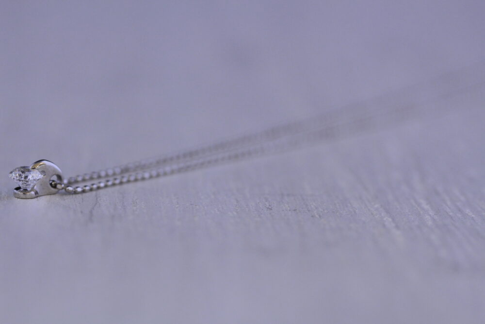 ペンダントトップのデザイン変更