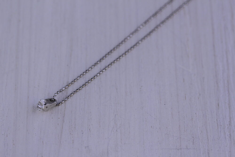 ペンダントトップのデザイン変更