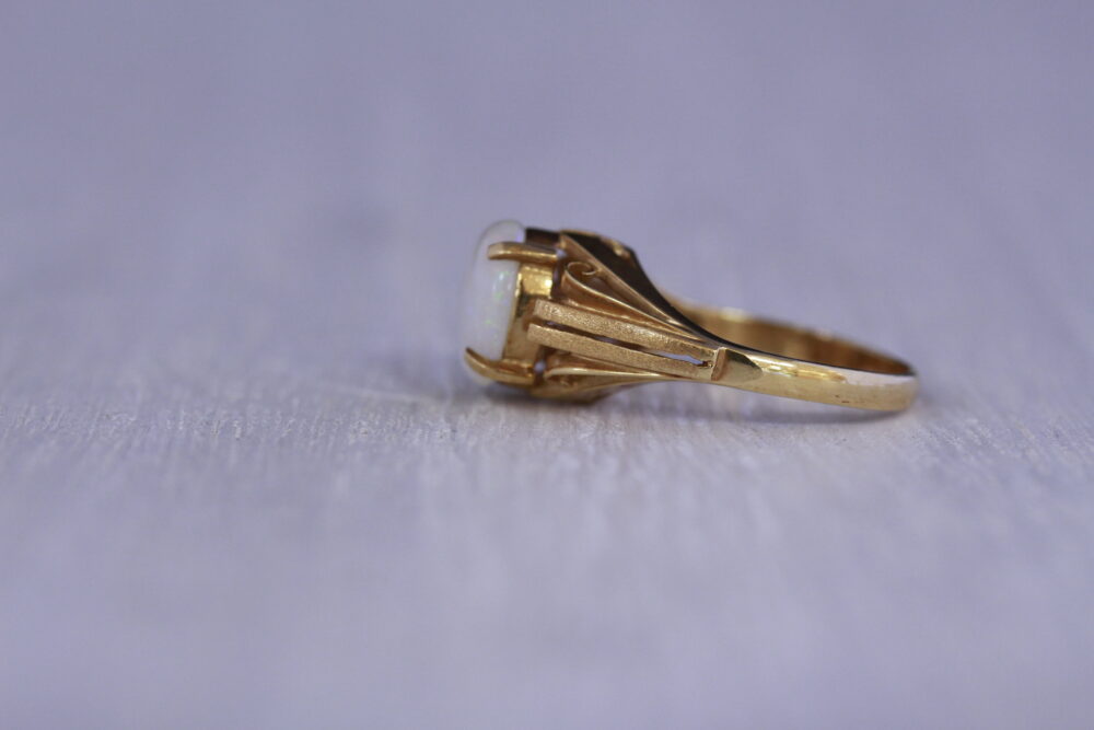 お婆様のオパールをネックレスへ