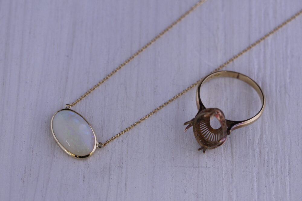 お母様の指輪をネックレスへ