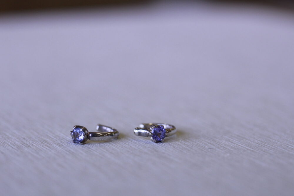 イヤーカフ→ピアスへ