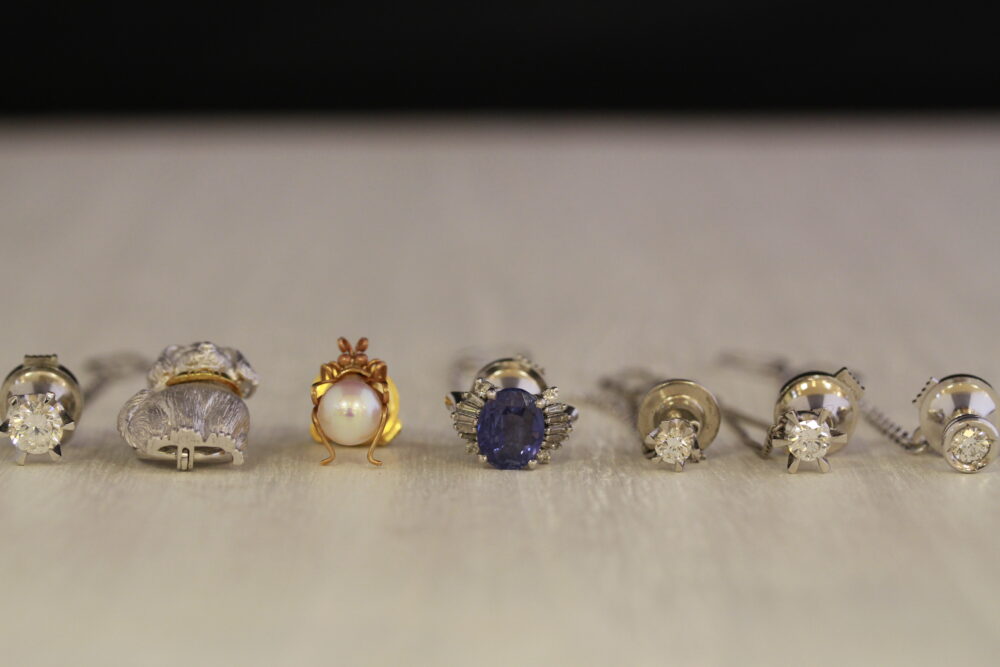 タイピンをネックレスへ