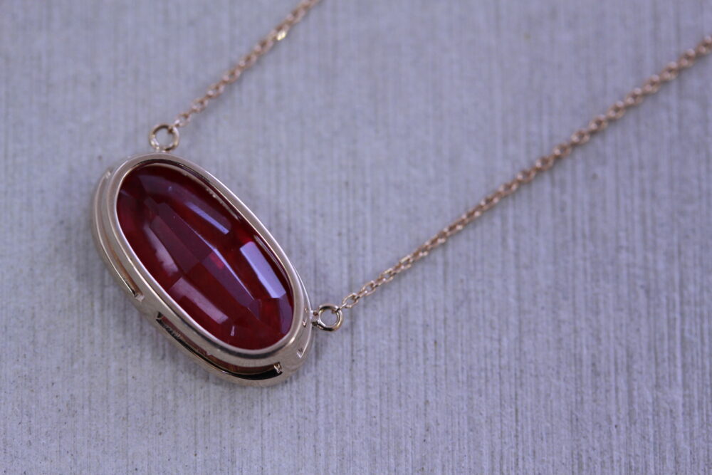 ルビーの指輪をネックレスへ