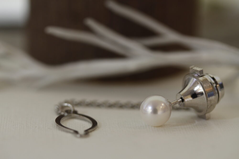 タイピンのパール をネックレスへ