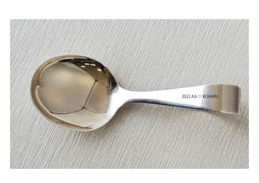 シルバースプーンへ刻印を入れる