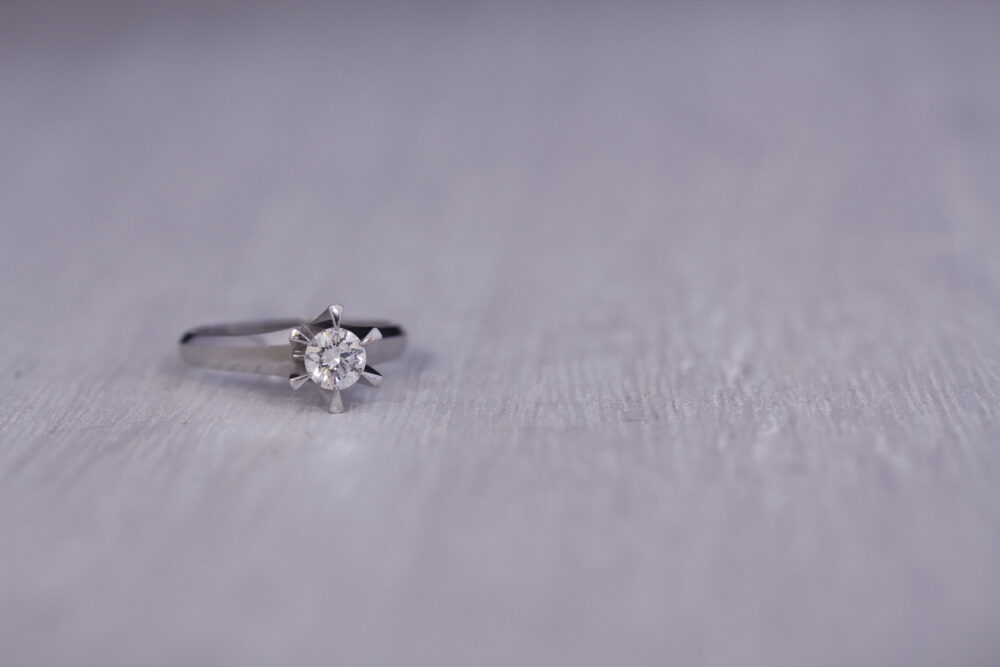 ダイヤの指輪のデザイン変更