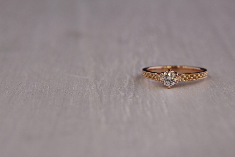 お母様の指輪を娘さんの指輪へ