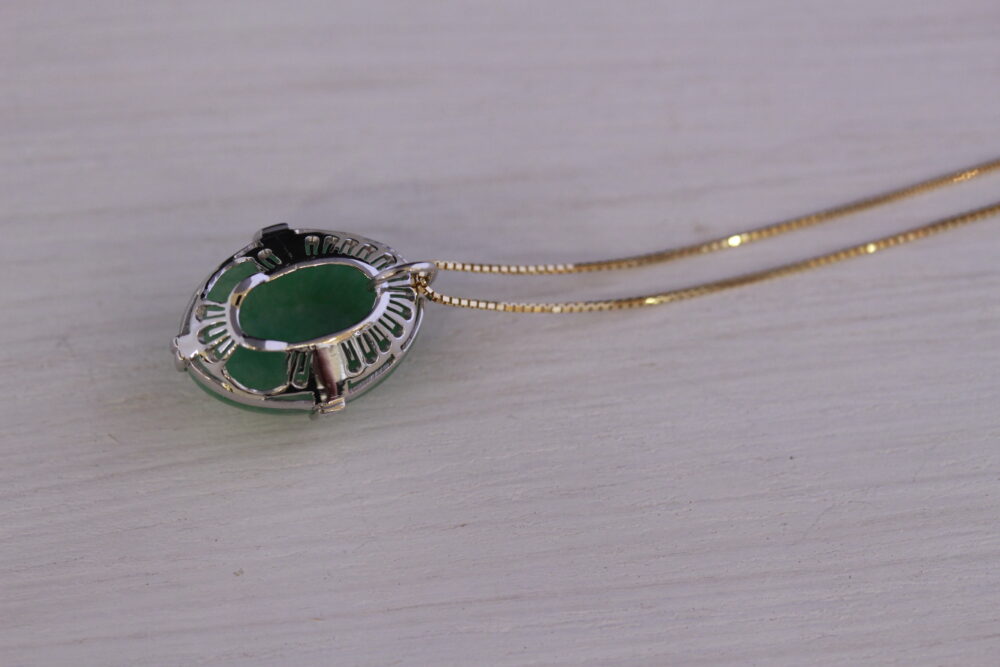 翡翠の指輪をネックレスへ