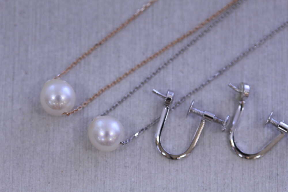 真珠のイヤリングをネックレスに