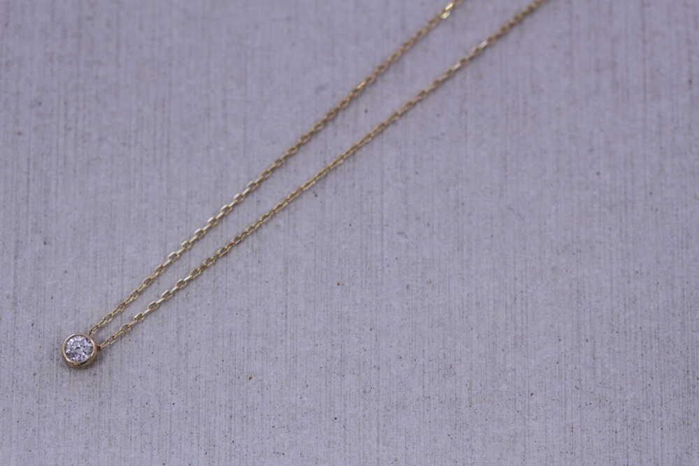 縦爪の婚約指輪のダイヤでネックレスに