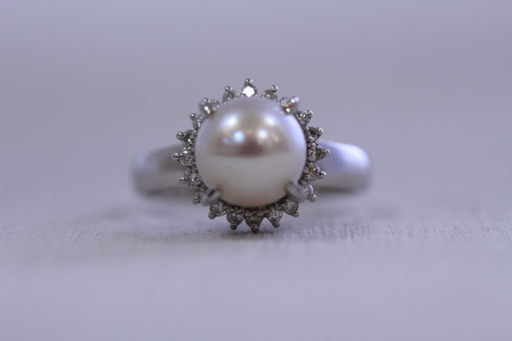 パールの指輪からネックレスへ