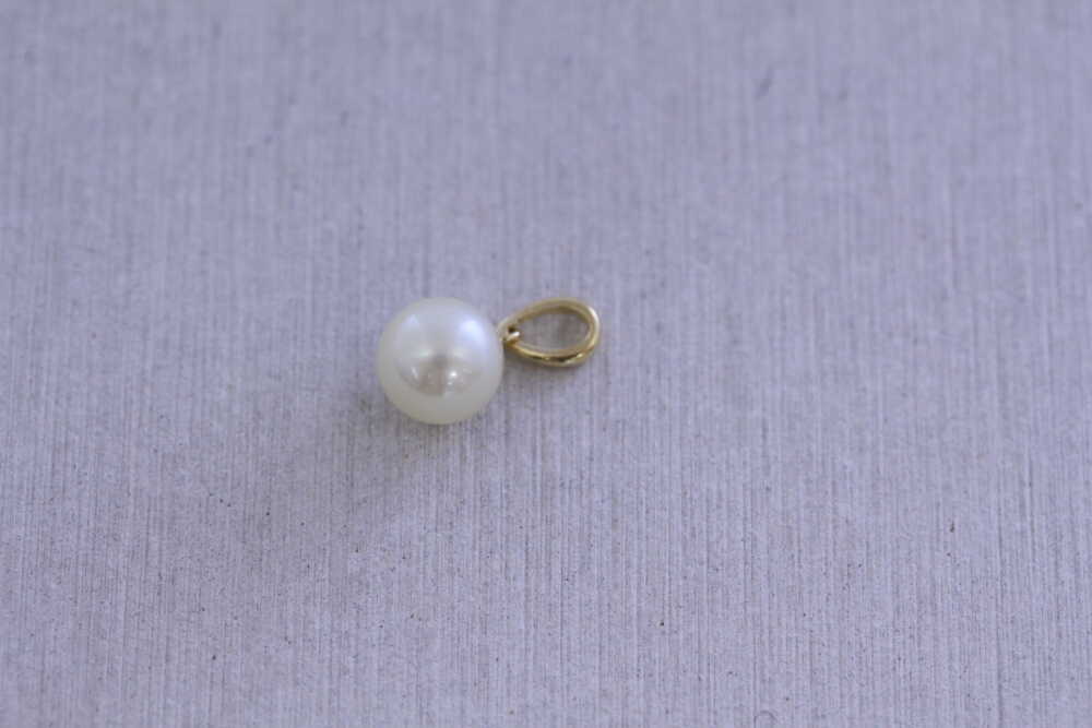 パールの指輪をネックレスチャームへ