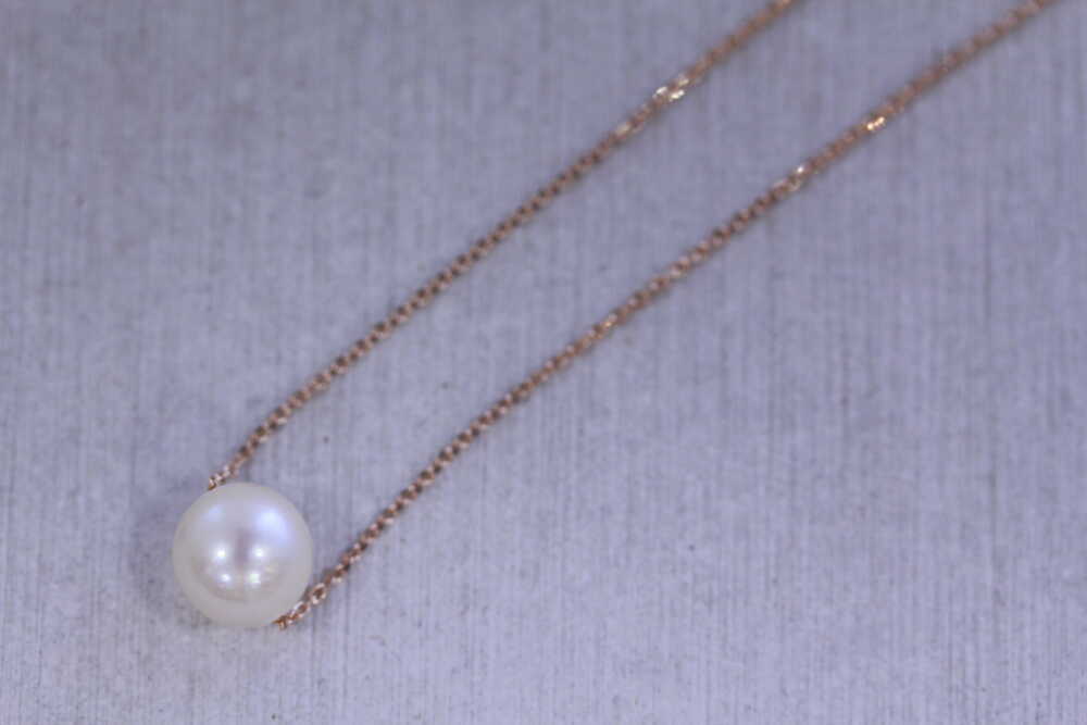 パールのタイピンからネックレス