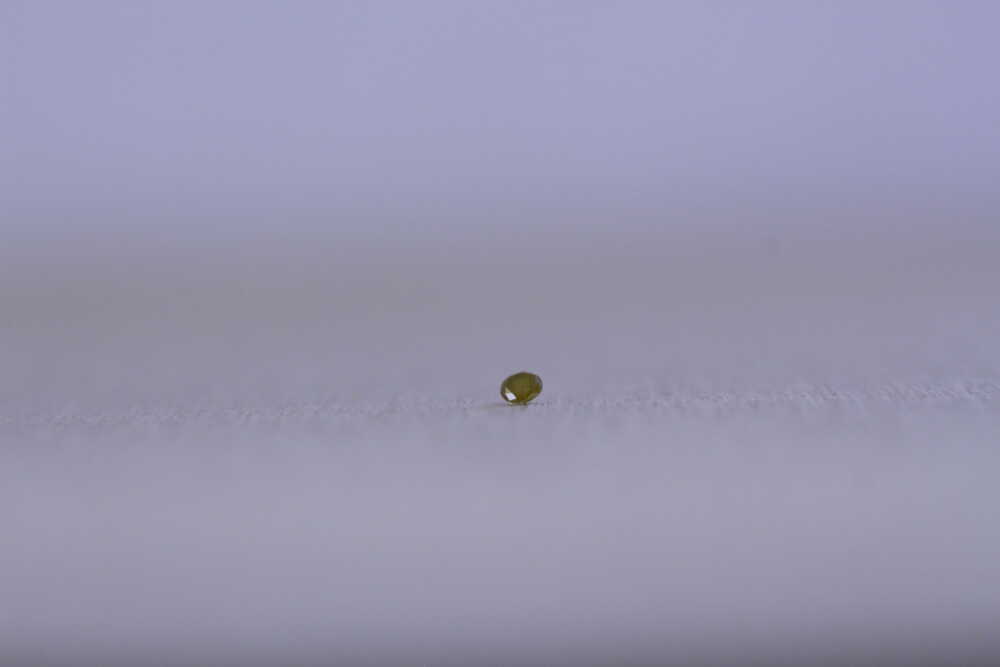 ダイヤのルースを指輪へ埋め込み