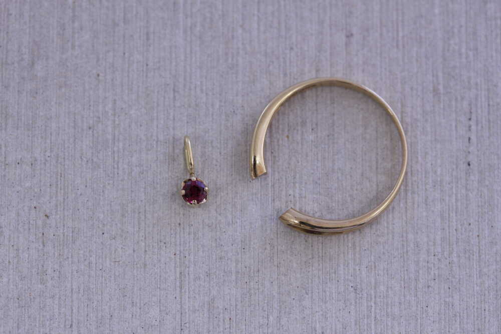 ルビーの指輪からネックレストップへ