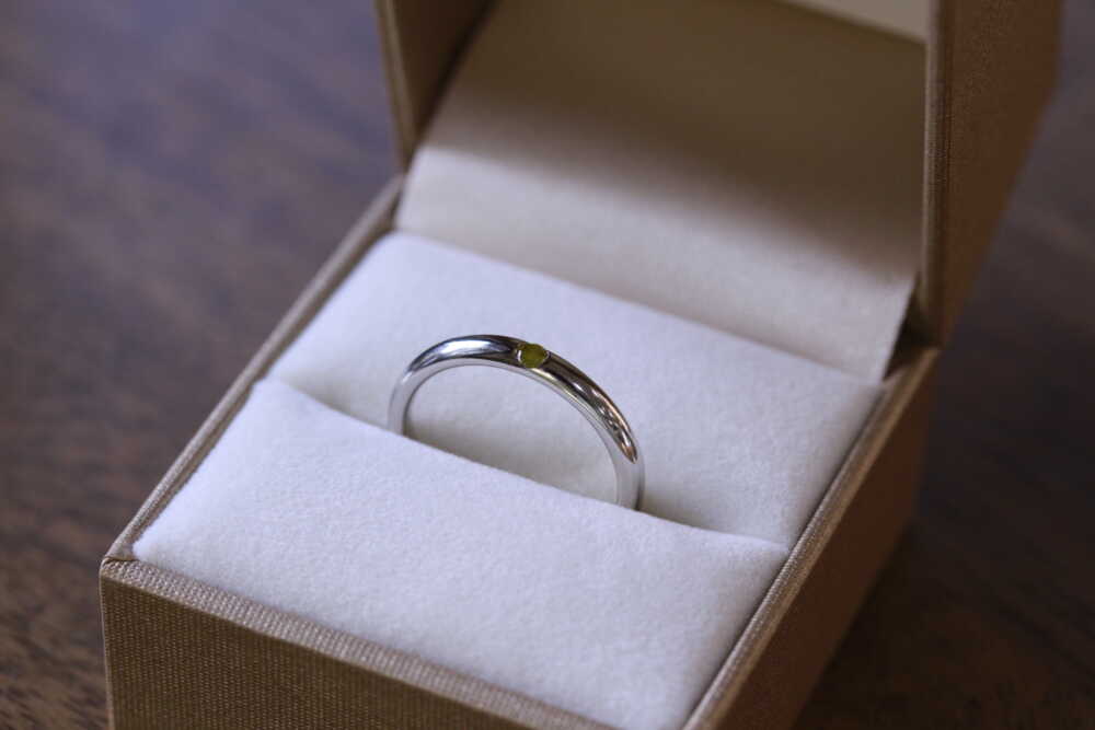 ダイヤのルースリングへ埋め込み