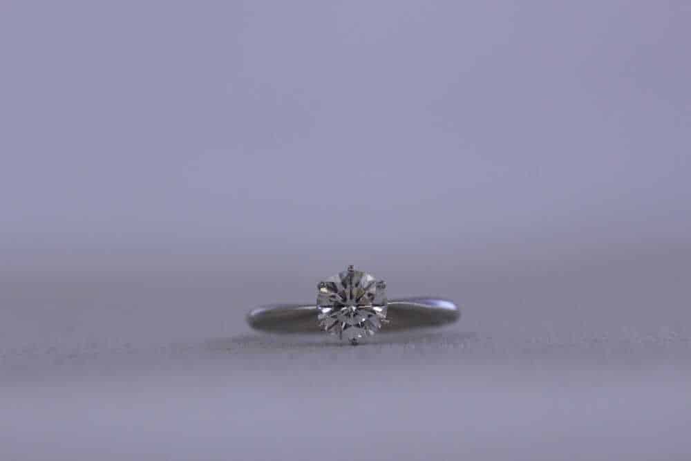 ダイヤの指輪をネックレスに