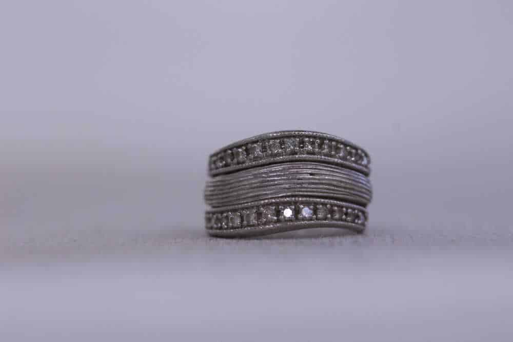 6本爪の婚約指輪のデザイン変更