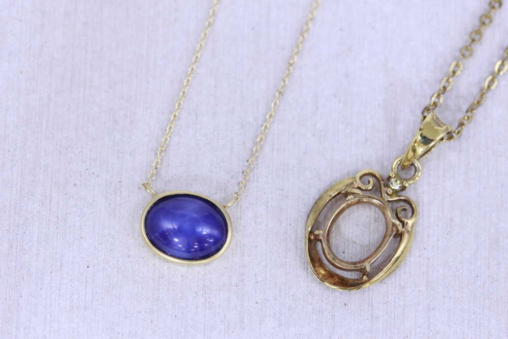 サファイヤでシンプルネックレスに