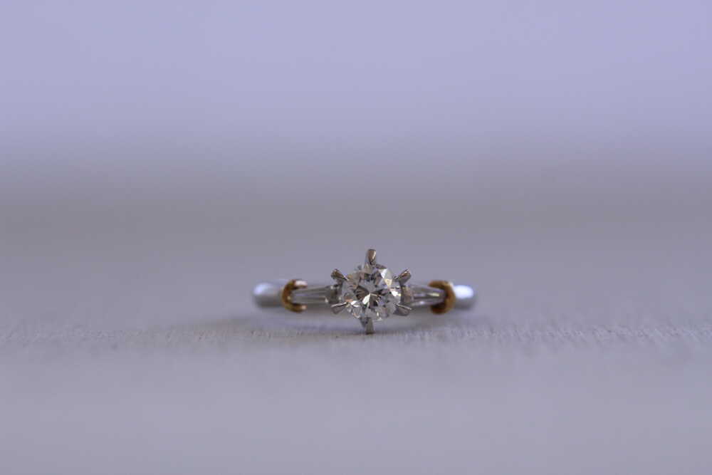 6本爪のダイヤリングのデザイン変更